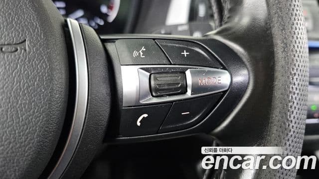 BMW 1 Series 2018 — Photo 16/33