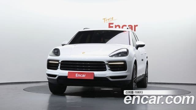 Porsche Cayenne 2019 — Şəkil 11/20