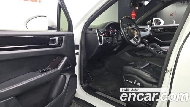 Porsche Cayenne 2019 — Şəkil 5/20