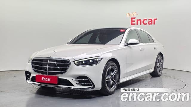 Mercedes-Benz S-Class 2022 — Photo 15/20