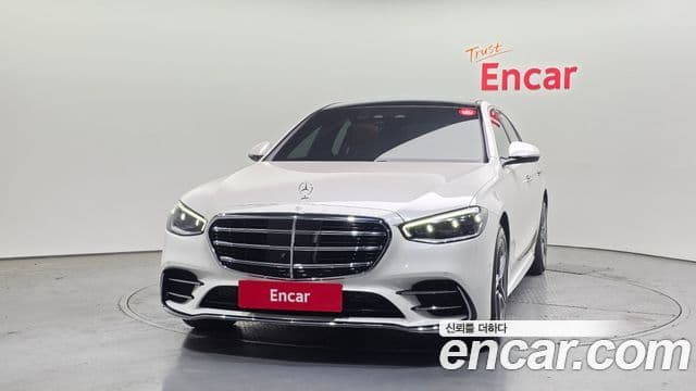 Mercedes-Benz S-Class 2022 — Photo 13/20
