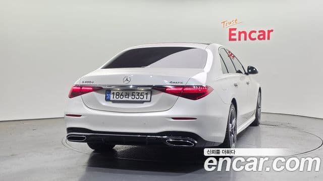 Mercedes-Benz S-Class 2022 — Photo 19/20