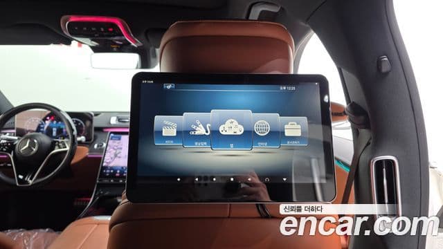 Mercedes-Benz S-Class 2022 — Photo 4/20