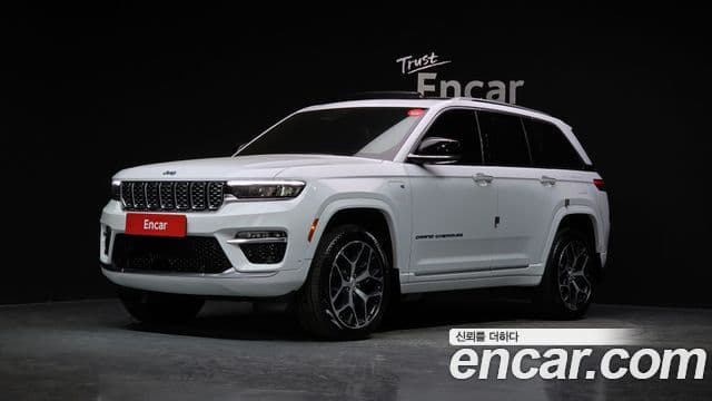 Jeep Grand Cherokee 2023 — ფოტო 20/20