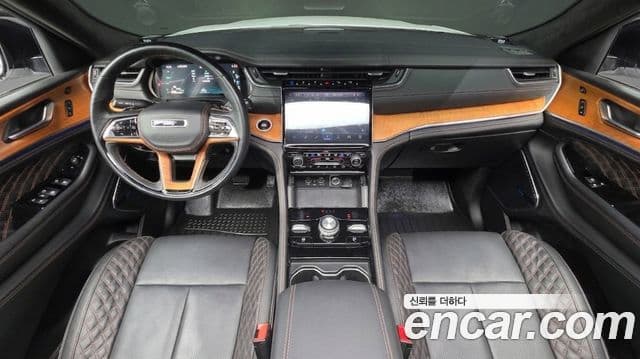 Jeep Grand Cherokee 2023 — ფოტო 9/20
