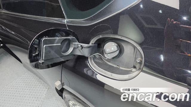 Genesis G80 2021 — ფოტო 27/32