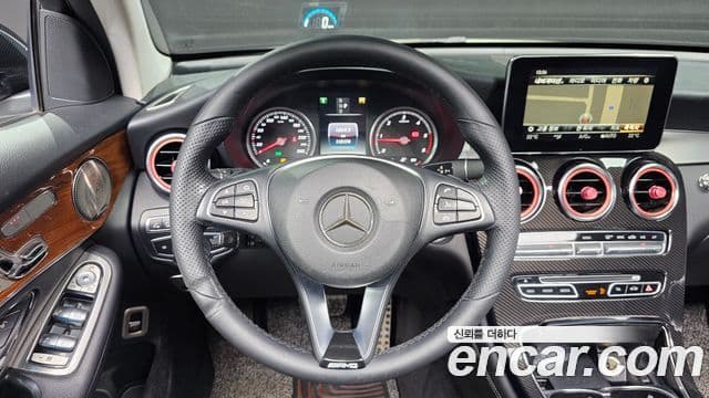 Mercedes-Benz GLC-Class 2018 — Şəkil 13/20