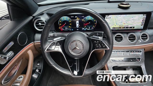 Mercedes-Benz E-Class 2022 — Şəkil 14/20
