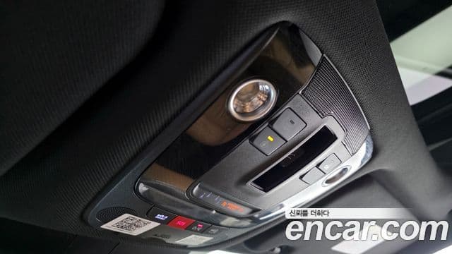Kia Sorento 2023 — Şəkil 17/20