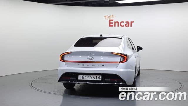 Hyundai Sonata Hybrid 2022 — Şəkil 15/20
