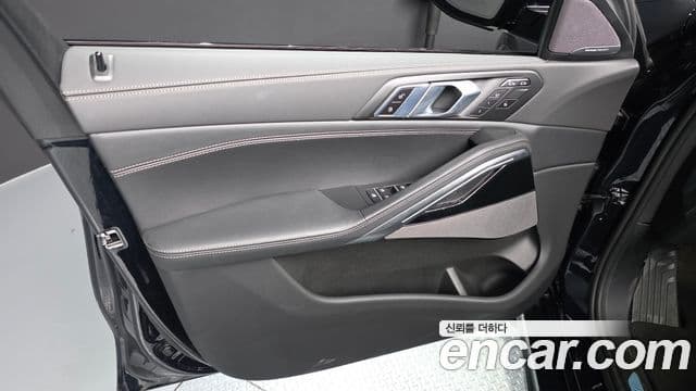 BMW X6 2025 — ფოტო 28/33