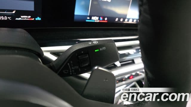 BMW X6 2025 — ფოტო 21/33