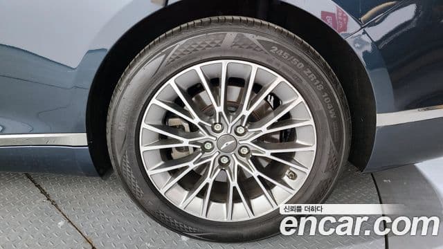 Genesis G80 2020 — Photo 26/33