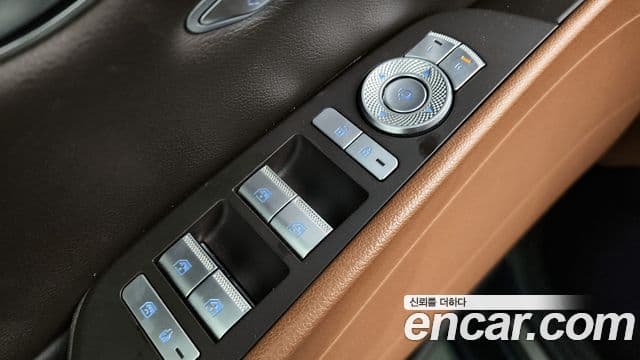 Genesis G80 2020 — Photo 17/33