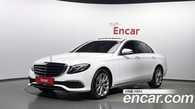 Mercedes-Benz E-Class 2020 — Şəkil 1/20