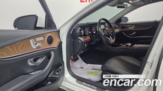 Mercedes-Benz E-Class 2020 — Şəkil 10/20