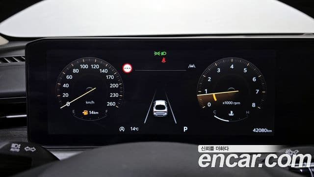 Kia K5 2024 — ფოტო 8/20