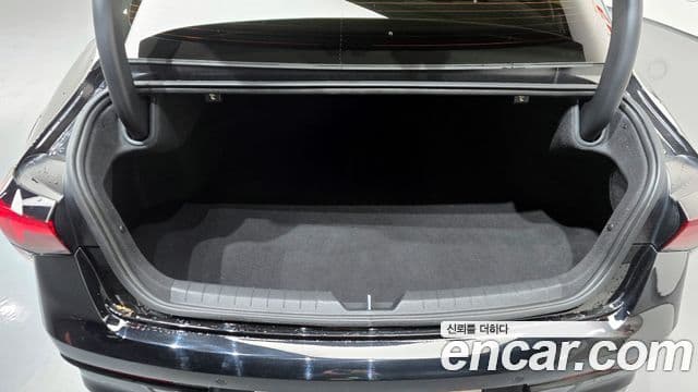 Kia K5 2024 — ფოტო 16/20