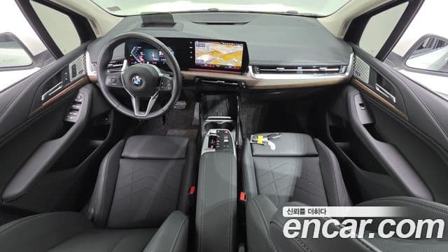 BMW 2 Series Active Tourer 2023 — Şəkil 9/34