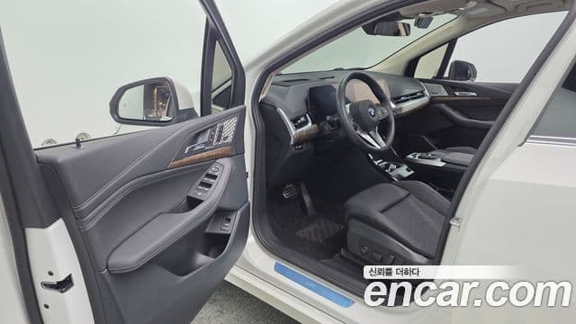 BMW 2 Series Active Tourer 2023 — Şəkil 4/34