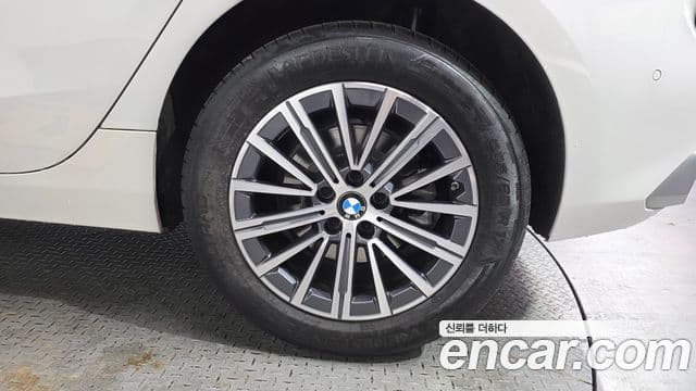 BMW 2 Series Active Tourer 2023 — Şəkil 16/34