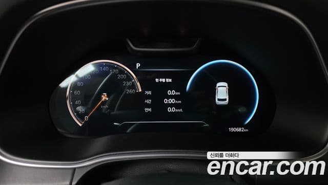Genesis GV80 2020 — ფოტო 8/20