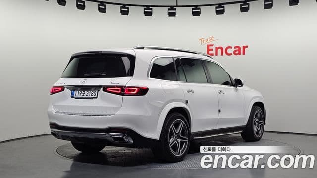 Mercedes-Benz GLS-Class 2022 — ფოტო 16/20