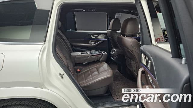 Mercedes-Benz GLS-Class 2022 — ფოტო 14/20