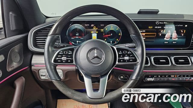 Mercedes-Benz GLS-Class 2022 — ფოტო 13/20