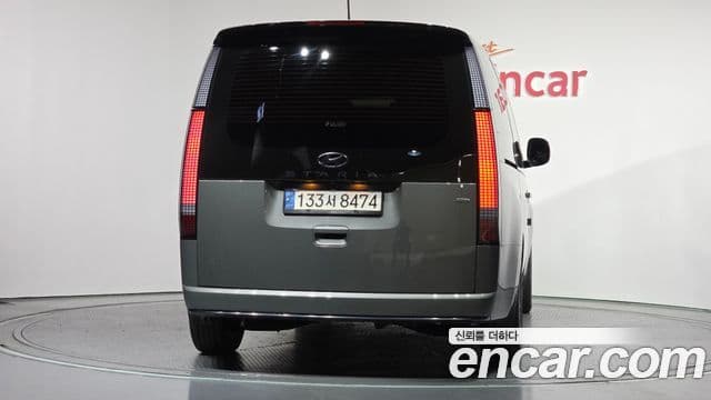 Hyundai Staria 2022 — ფოტო 4/20