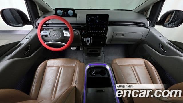 Hyundai Staria 2022 — ფოტო 7/20