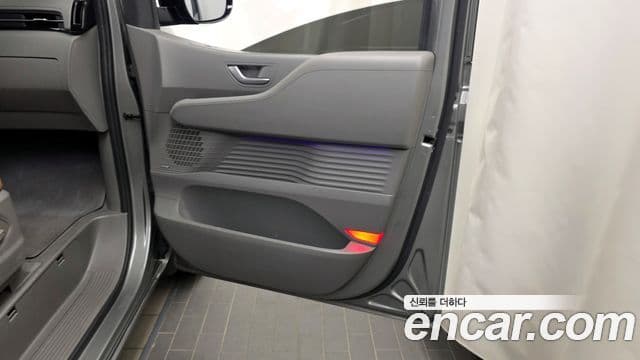 Hyundai Staria 2022 — Photo 26/36