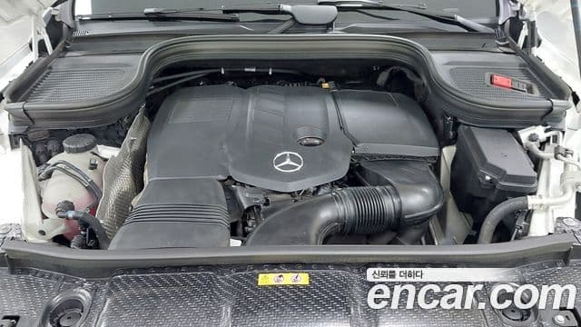 Mercedes-Benz GLE-Class 2023 — Photo 17/20