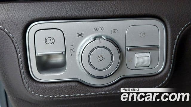 Mercedes-Benz GLE-Class 2023 — Photo 20/20