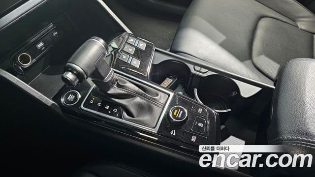 Kia Sportage 2023 — Şəkil 9/20