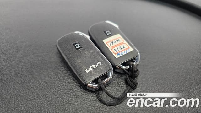 Kia Sportage 2023 — Şəkil 19/20