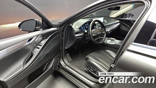 Genesis Electrified G80 2021 — Şəkil 10/20