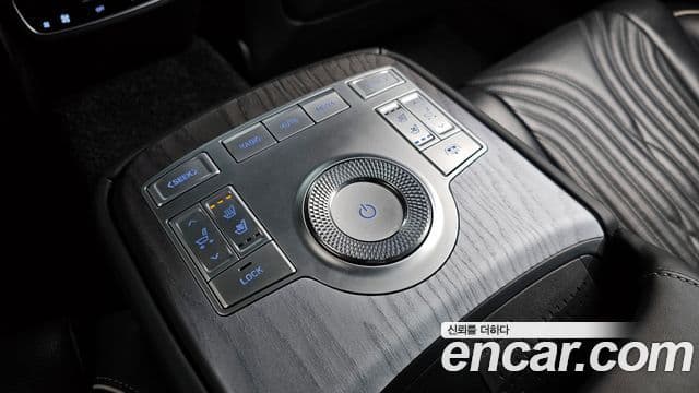 Genesis Electrified G80 2021 — Şəkil 19/20