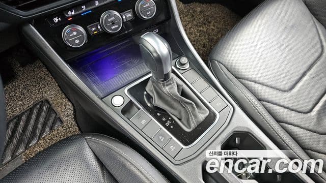 Volkswagen Jetta 2021 — Şəkil 9/20