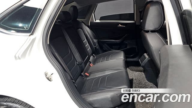Volkswagen Jetta 2021 — Şəkil 11/20