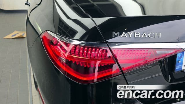 Mercedes-Benz S-Class 2021 — Photo 31/35