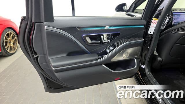 Mercedes-Benz S-Class 2021 — Photo 35/35
