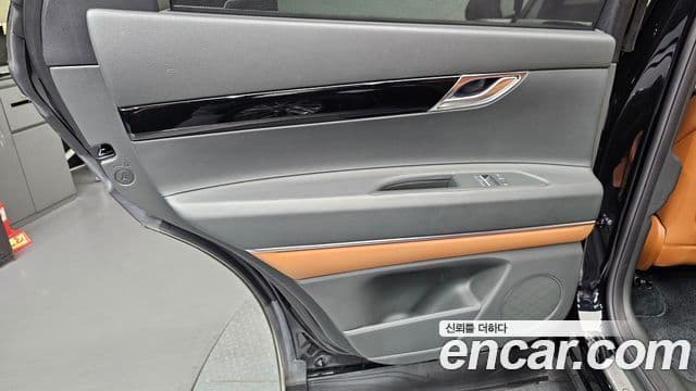 Genesis GV80 2024 — Photo 13/33