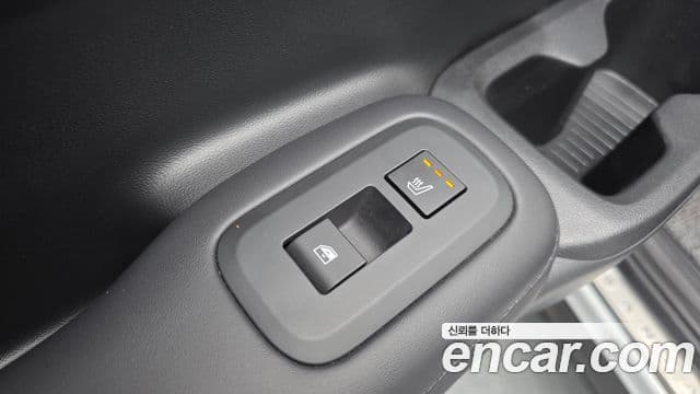 Hyundai Santa Fe 2025 — ფოტო 18/20