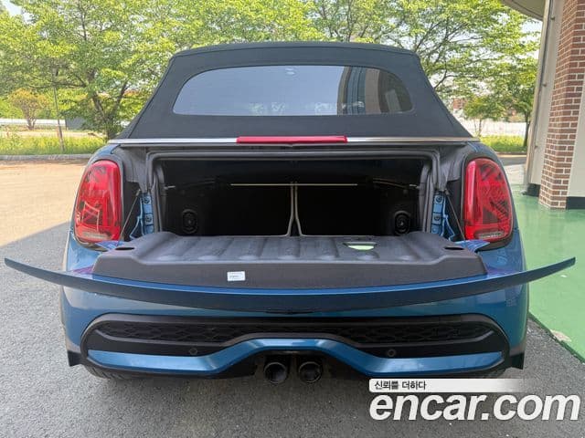 Mini Cooper S Convertible 2023 — ფოტო 12/20