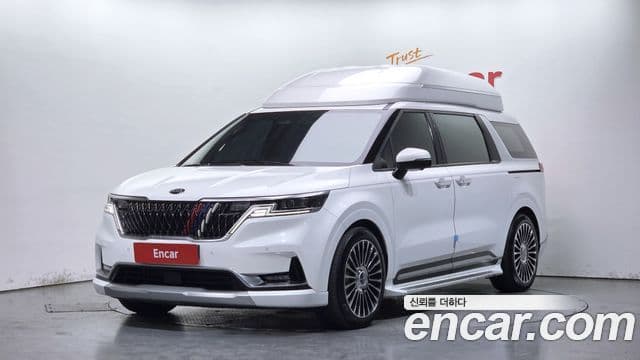 Kia Carnival 2021 — Фото 1/20