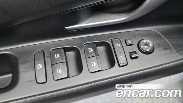 Hyundai The New Avante Hybrid 2021 — Şəkil 8/29