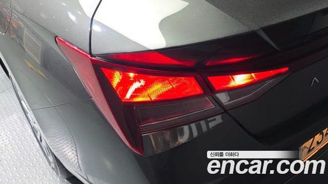 Hyundai The New Avante Hybrid 2021 — Şəkil 19/29