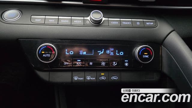 Hyundai The New Avante Hybrid 2021 — Şəkil 27/29