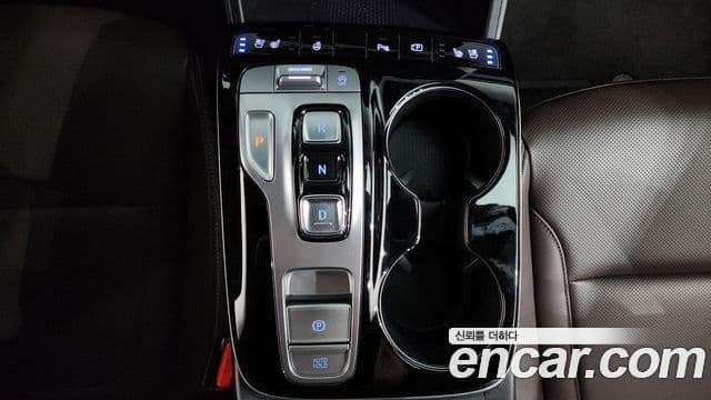 Hyundai The New Tucson 2022 — ფოტო 9/20